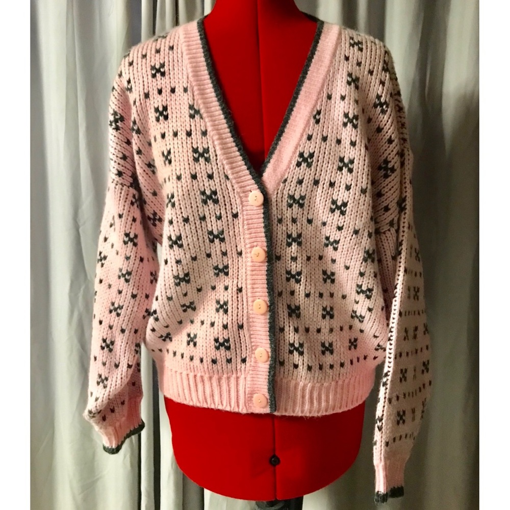 Pink sweater - Picture 2 of 6